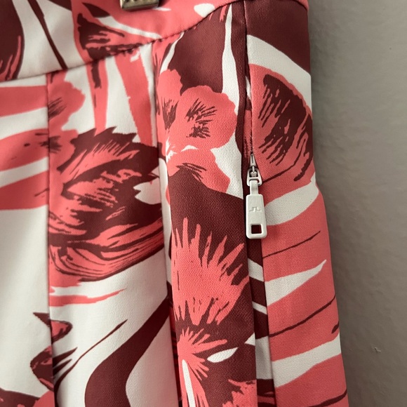 J.Lindeberg Golf Skort, Women’s Medium - Picture 5 of 14